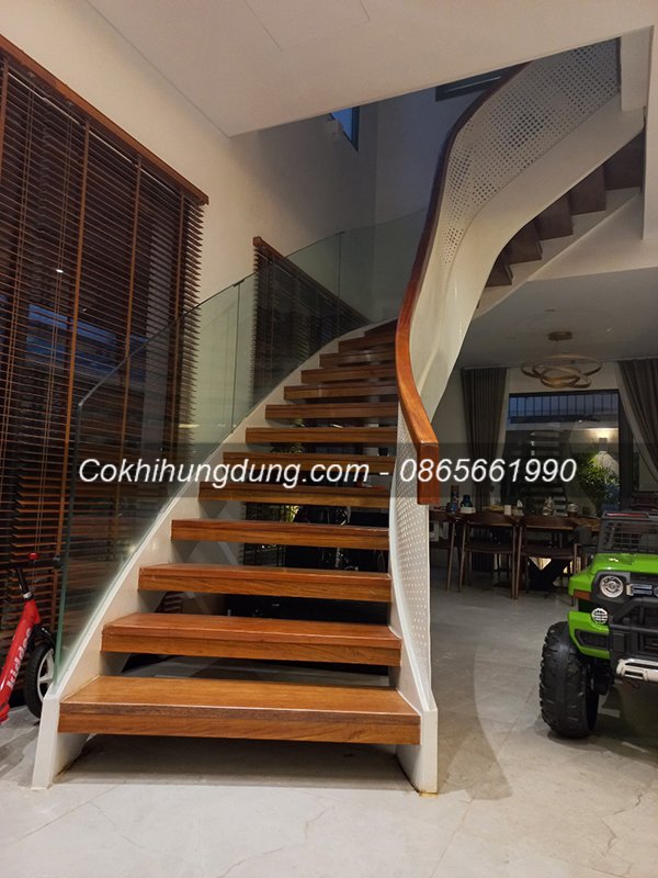 Cầu thang xương sắt đẹp nhất Cầu thang xương sắt đẹp nhất