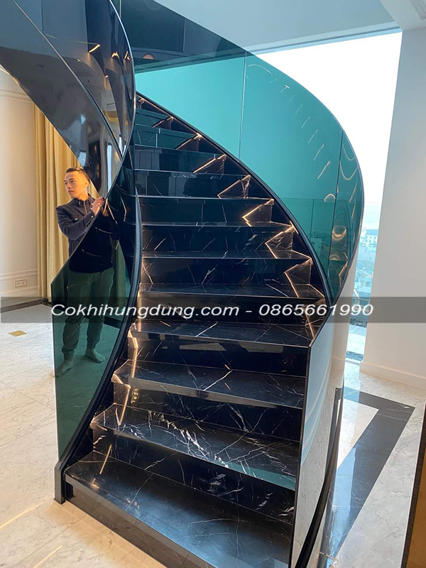 Mẫu cầu thang xoắn ốc đẹp, sang trọng MS72