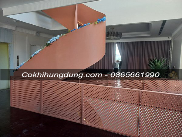 Mẫu cầu thang xoắn ốc đẹp, sang trọng MS69