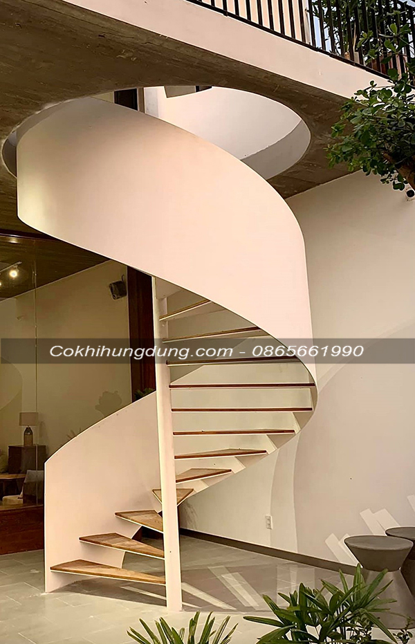 cầu thang xoắn ốc ngoài trời đẹp MS5