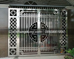 Mẫu cổng inox chữ thọ ấn tượng