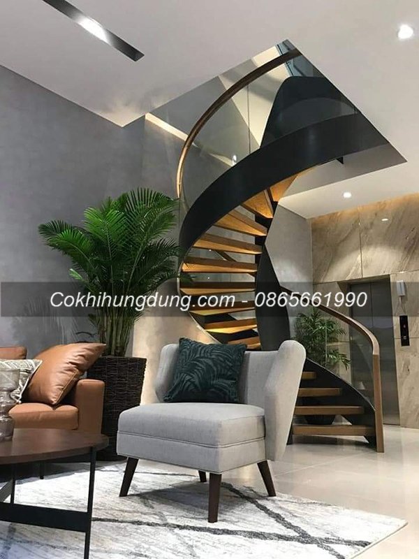 Cầu thang xoắn ốc nhà phố