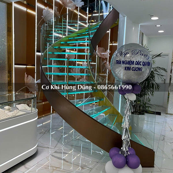 Mẫu cầu thang xoắn ốc đẹp 75