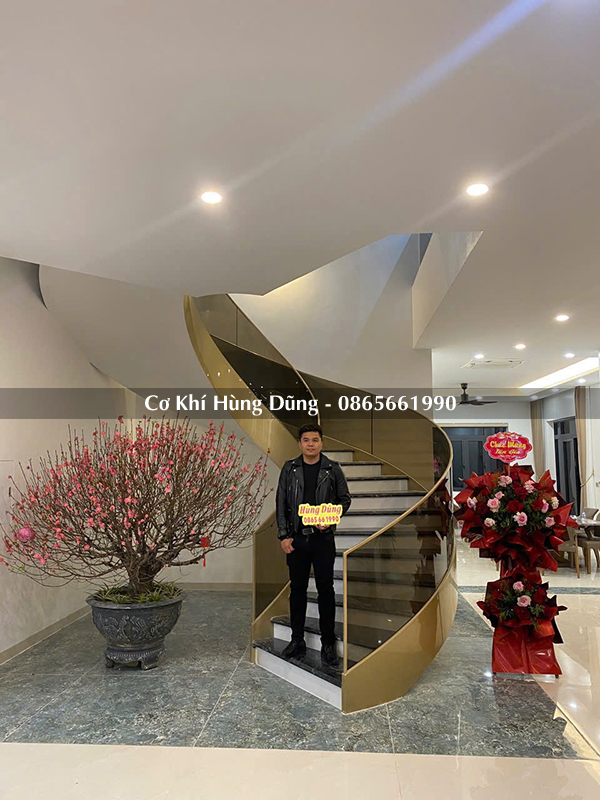 Mẫu cầu thang xoắn ốc đẹp 63